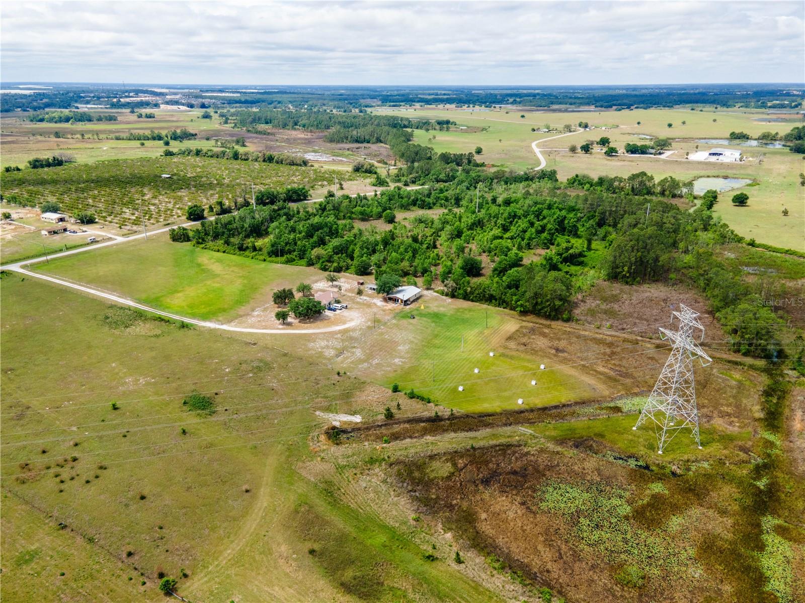 22111 OBRIEN RD, HOWEY IN THE HILLS, FL, 34737