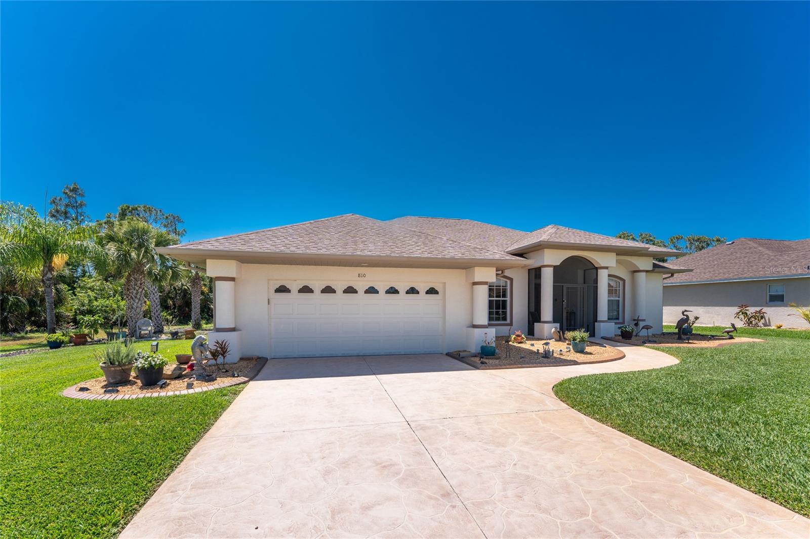 810 ROTONDA CIR, ROTONDA WEST, FL, 33947