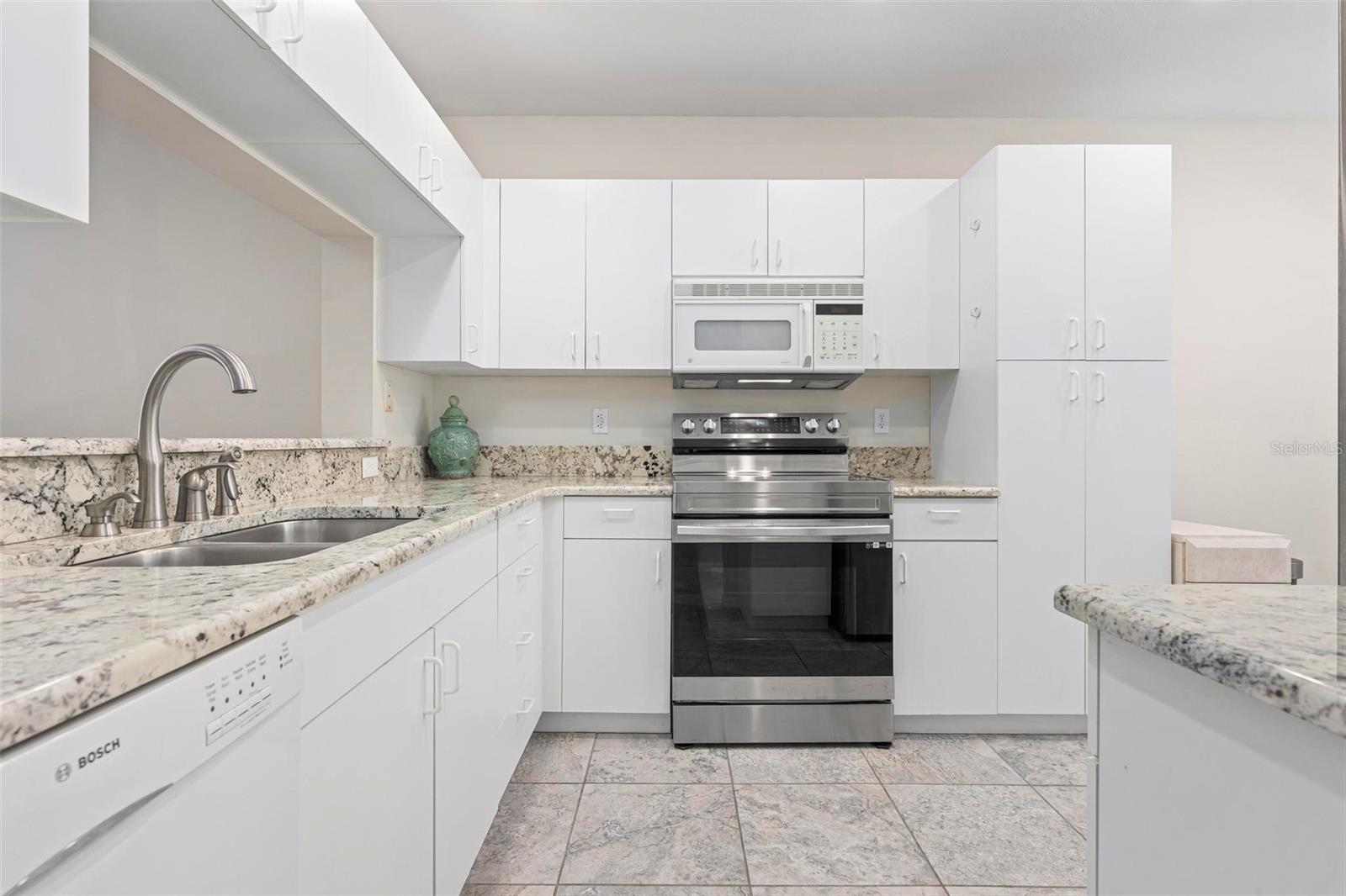 9630 CLUB SOUTH CIR #6201, SARASOTA, FL, 34238