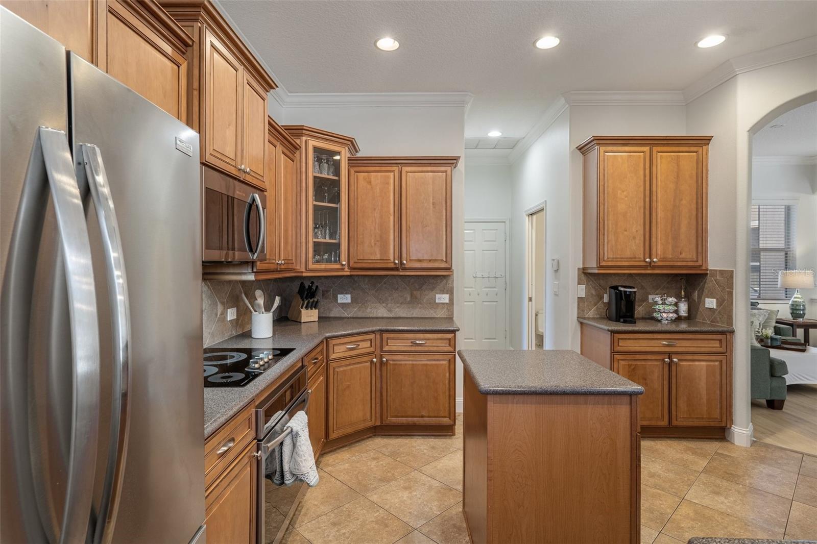 27318 SORA BLVD, WESLEY CHAPEL, FL, 33544