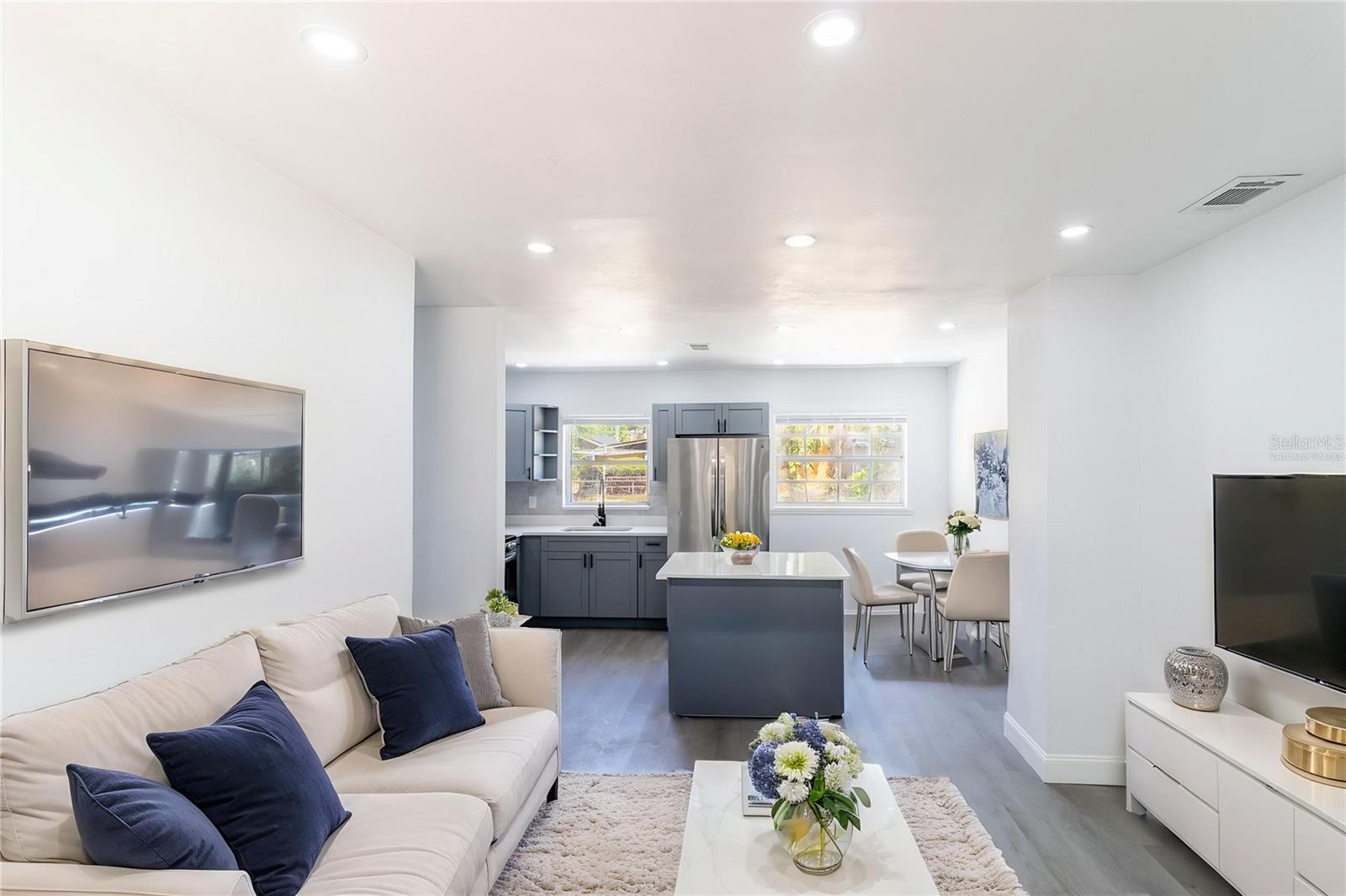 704 E 114TH AVE, TAMPA, FL, 33612