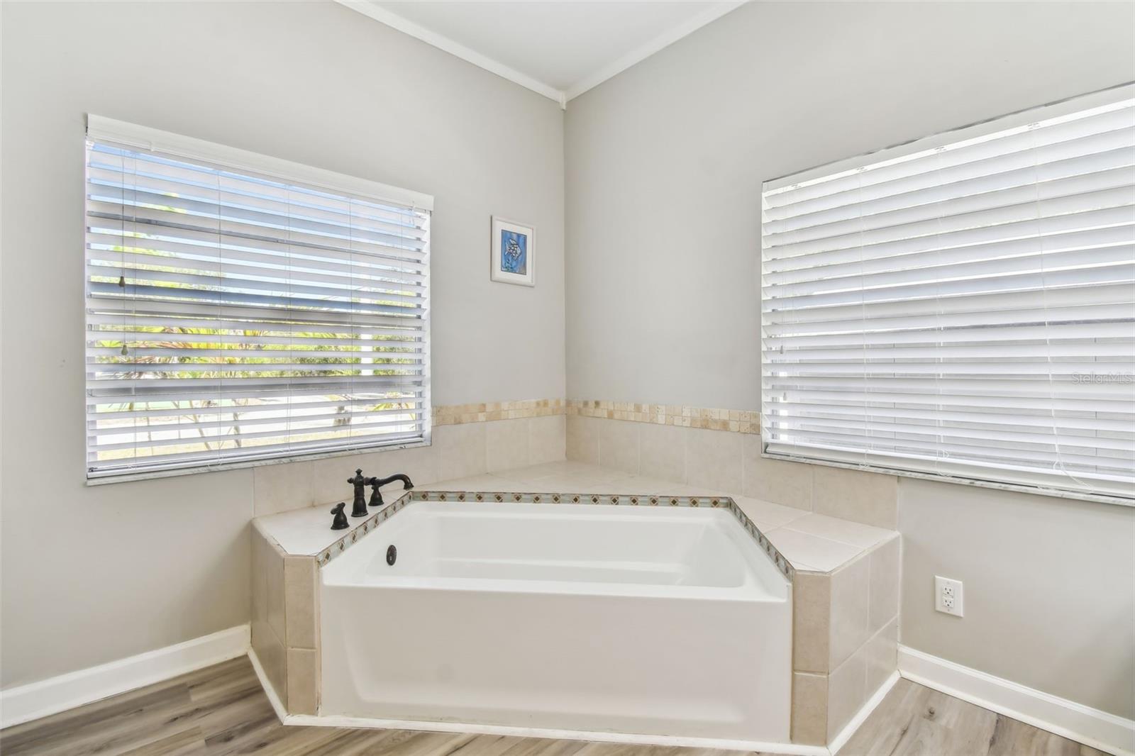 6939 3RD ST N, ST PETERSBURG, FL, 33702