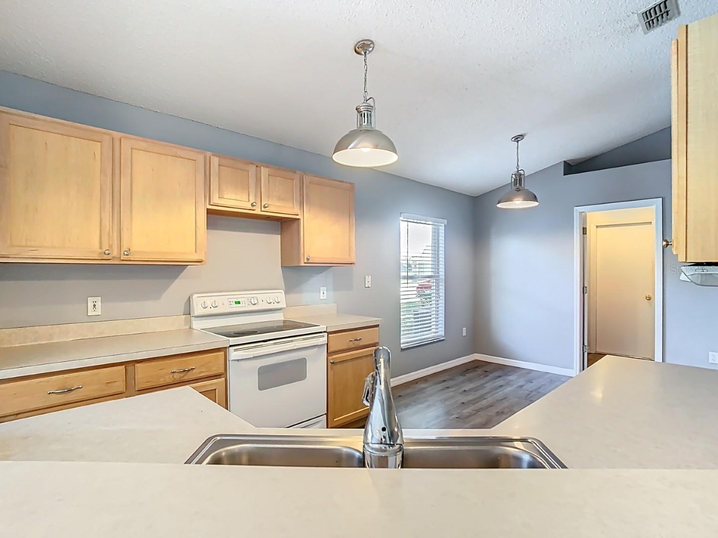 1961 LOCHSHYRE LOOP, OCOEE, FL, 34761