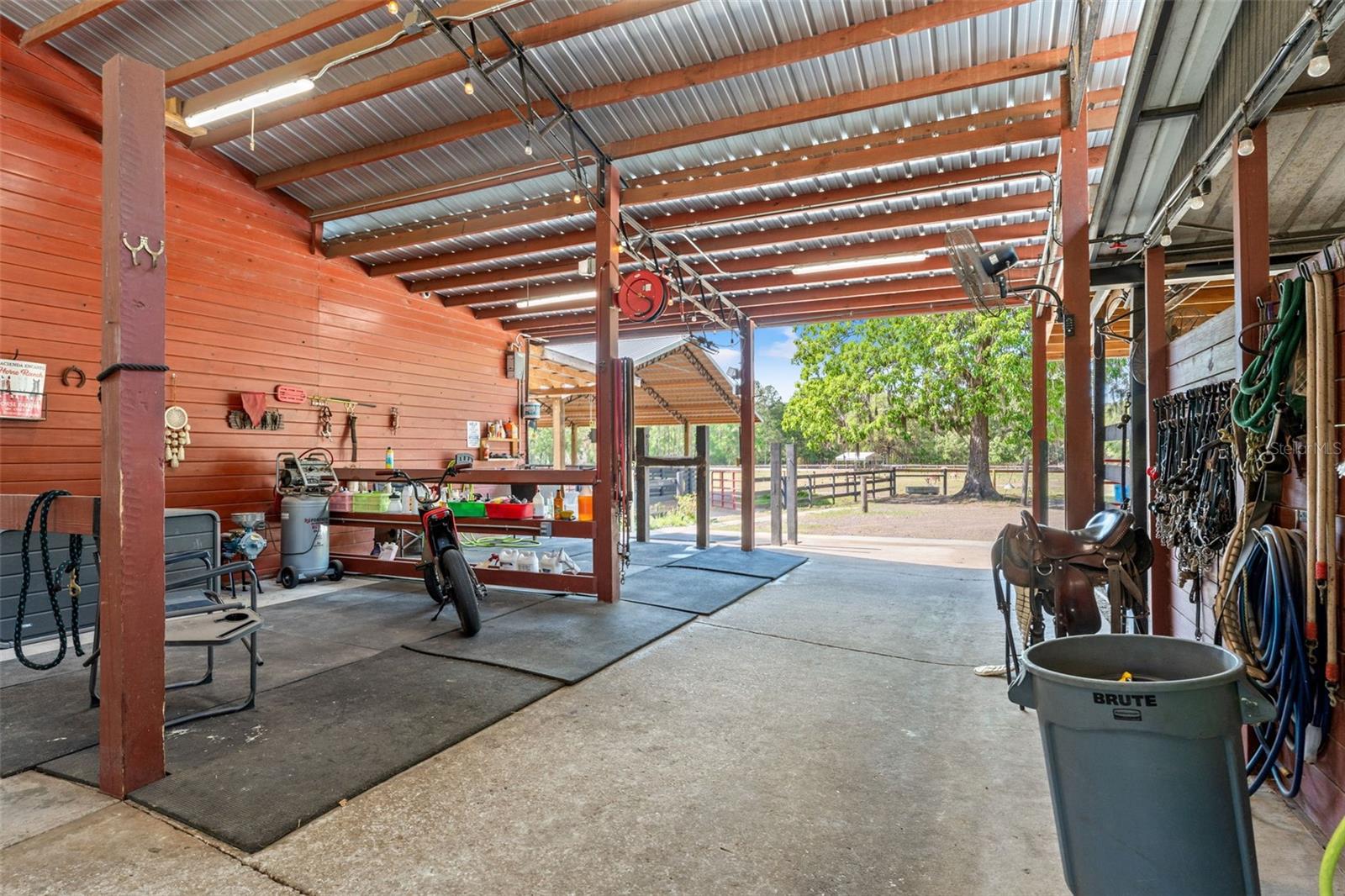 W7874617 Property Photo