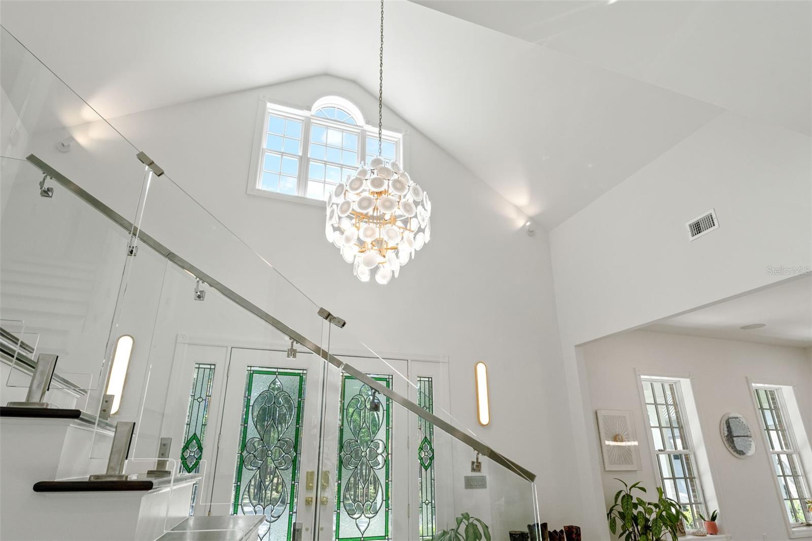 W7874617 Property Photo