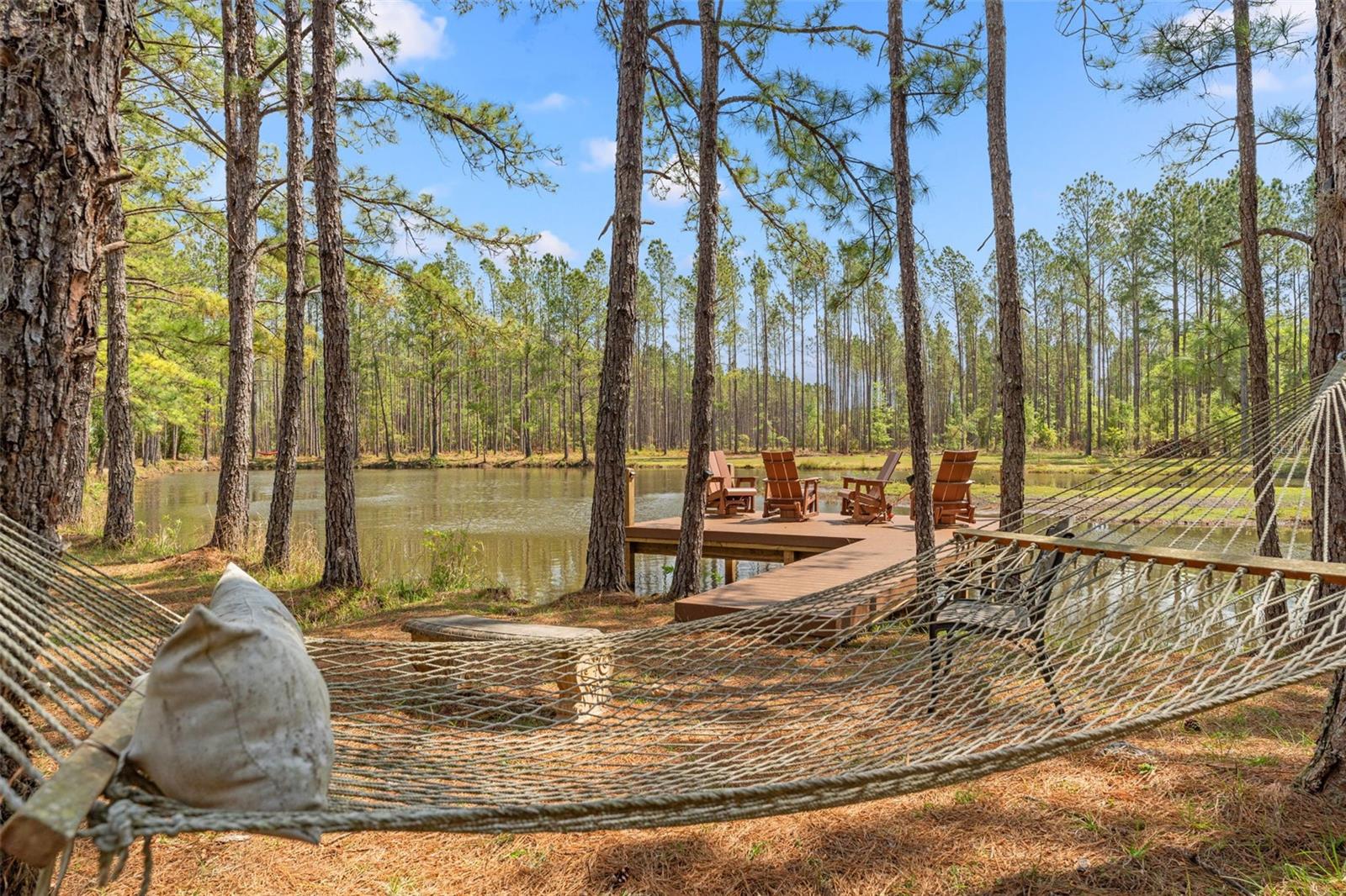 W7874617 Property Photo