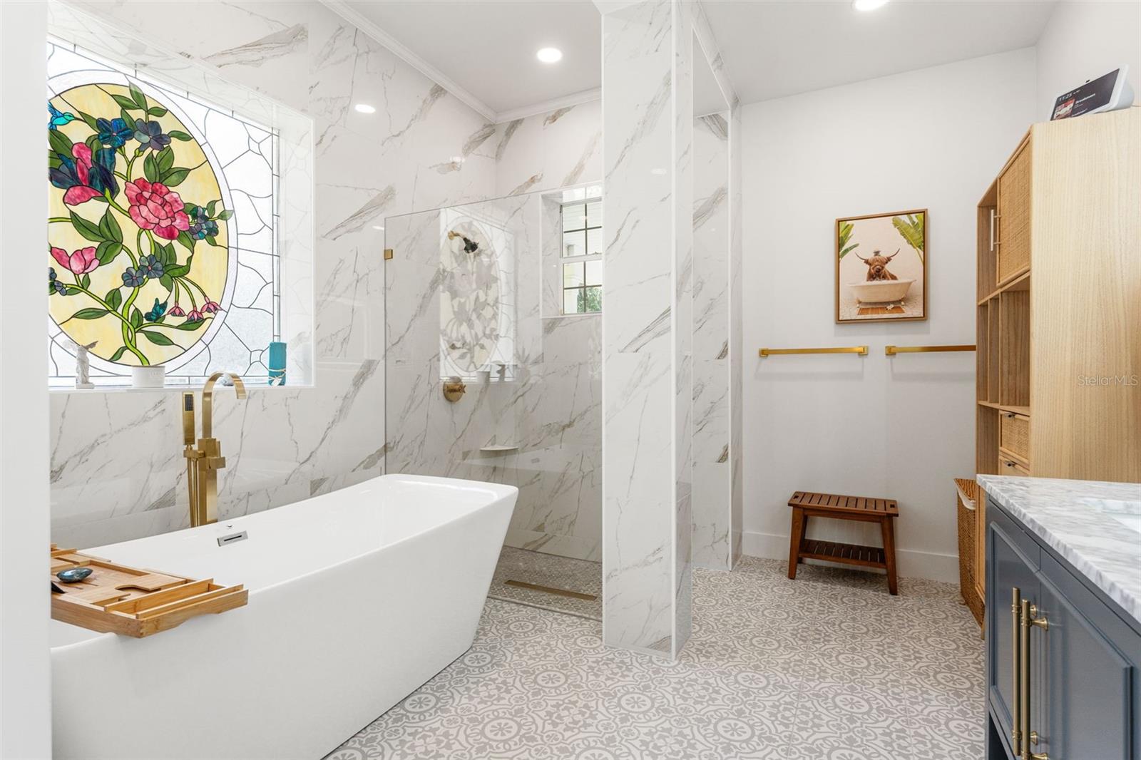 W7874617 Property Photo