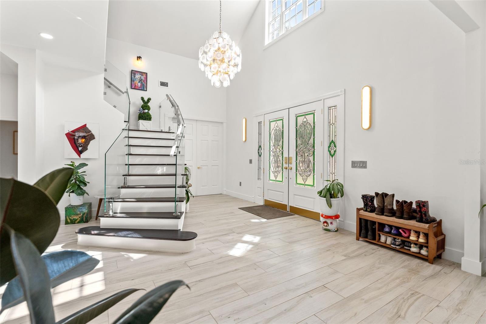 W7874617 Property Photo