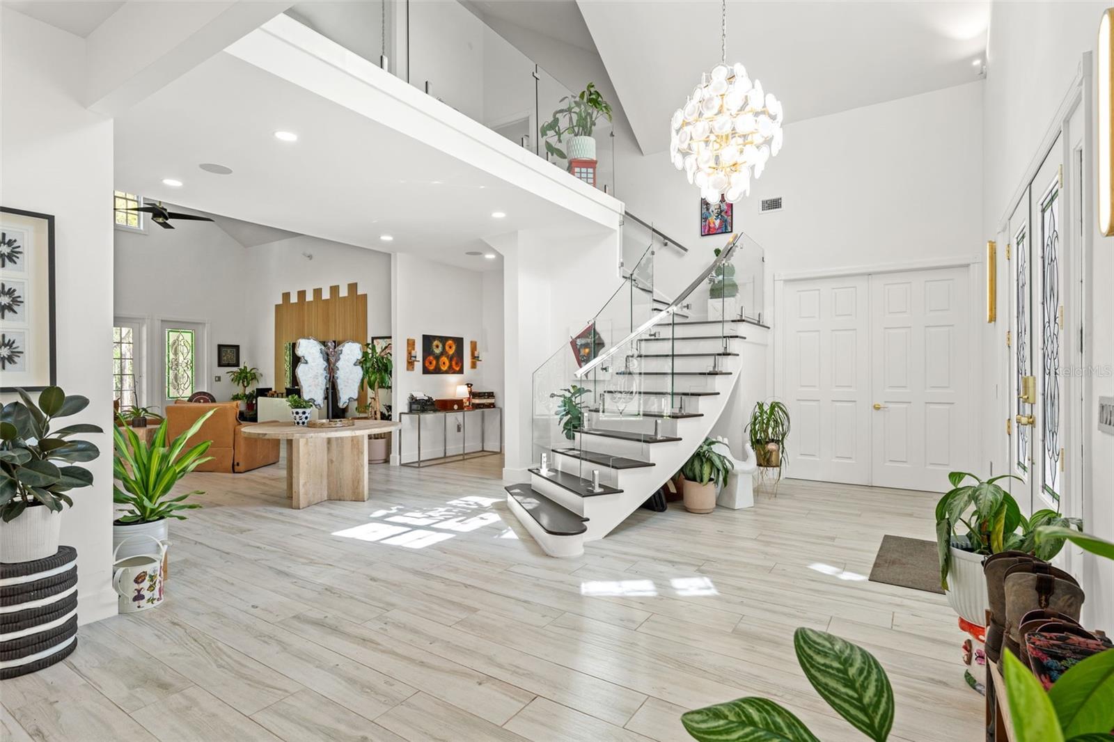 W7874617 Property Photo