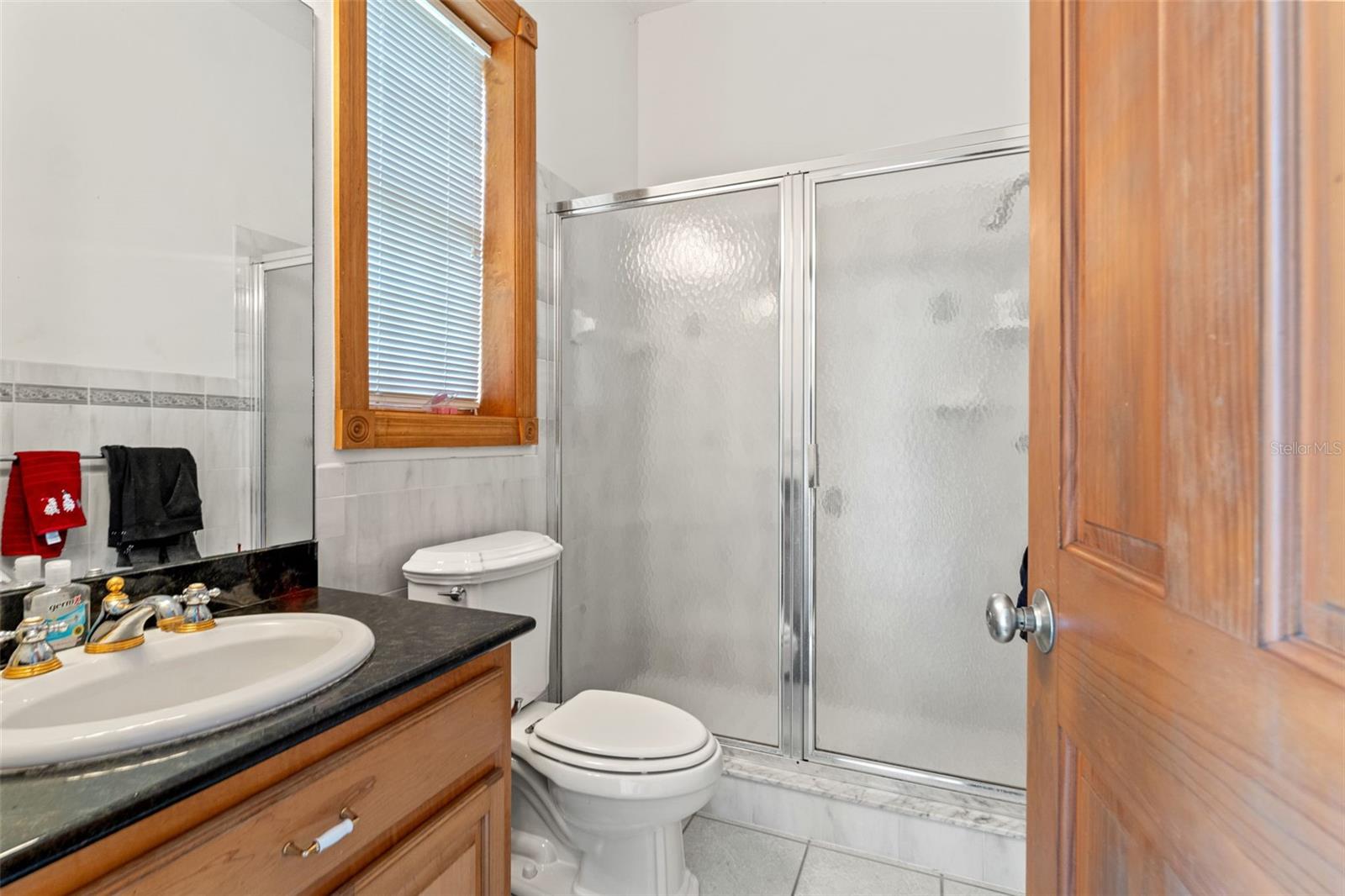 W7874617 Property Photo