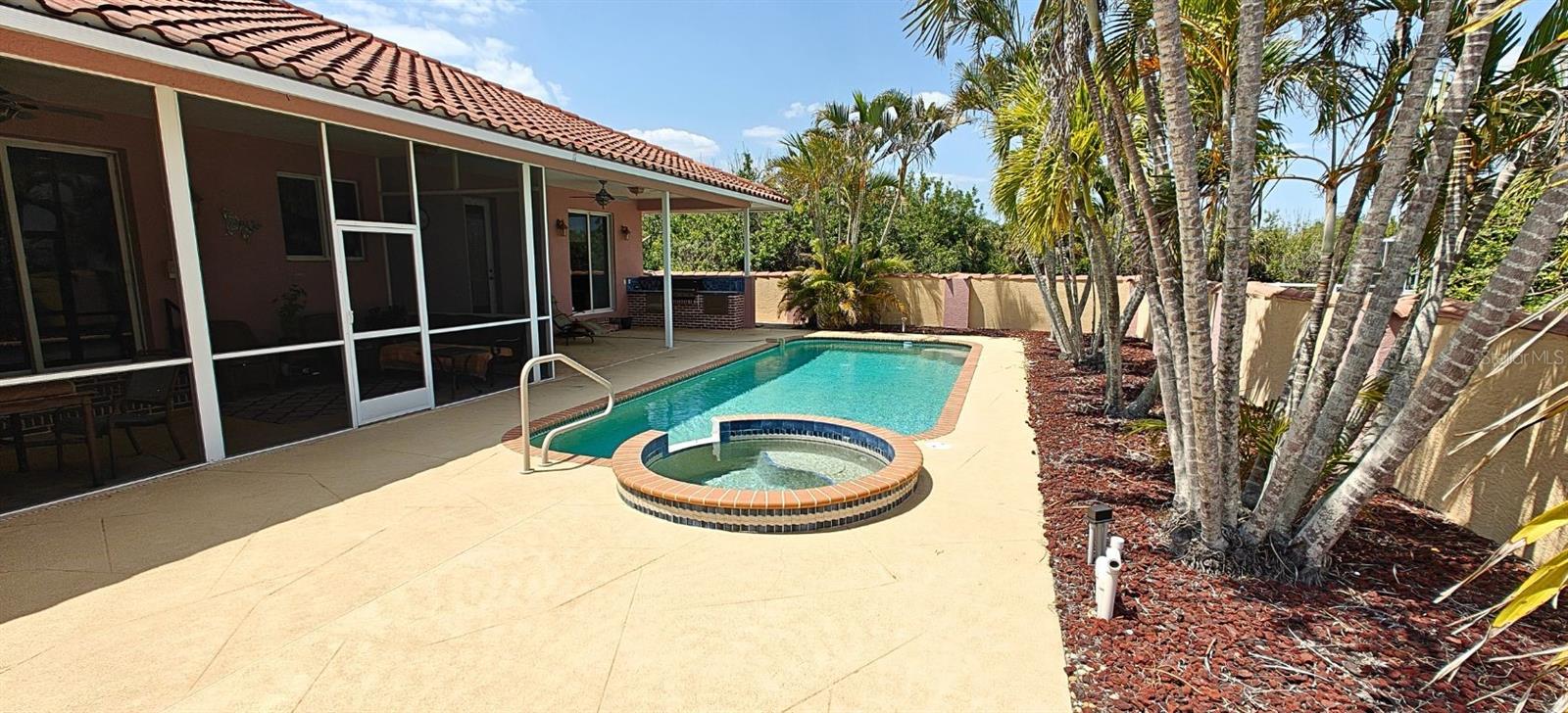 8233 BURWELL CIR, PORT CHARLOTTE, FL, 33981