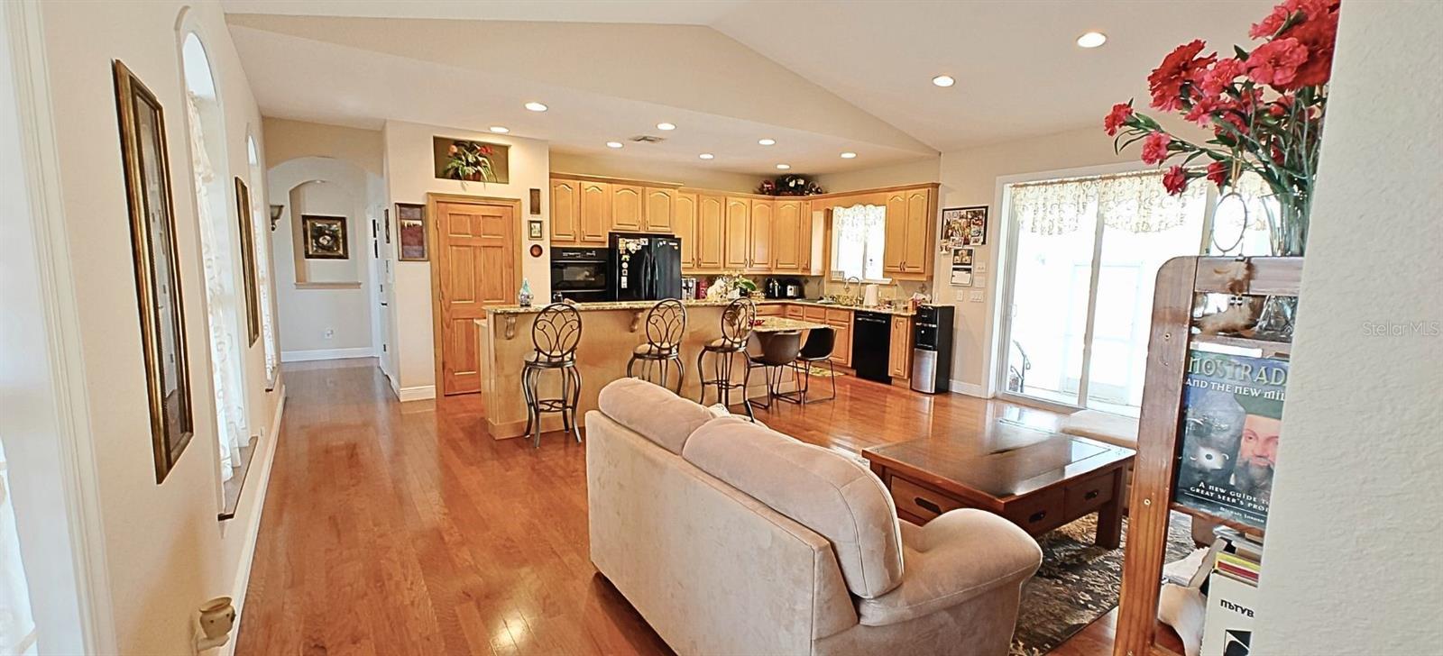 8233 BURWELL CIR, PORT CHARLOTTE, FL, 33981