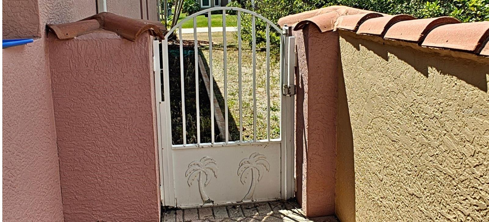 8233 BURWELL CIR, PORT CHARLOTTE, FL, 33981