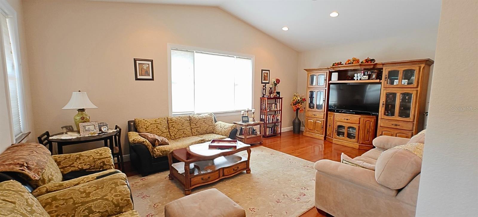 8233 BURWELL CIR, PORT CHARLOTTE, FL, 33981