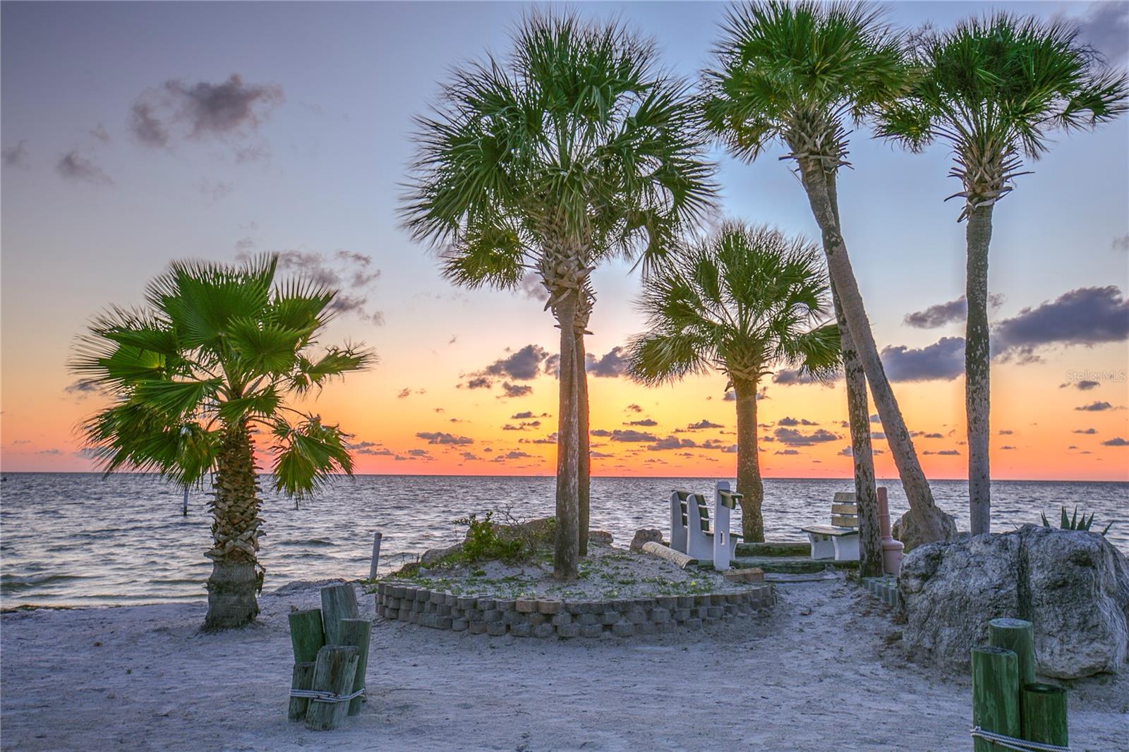 4609 MARINE PKWY #102, NEW PORT RICHEY, FL, 34652