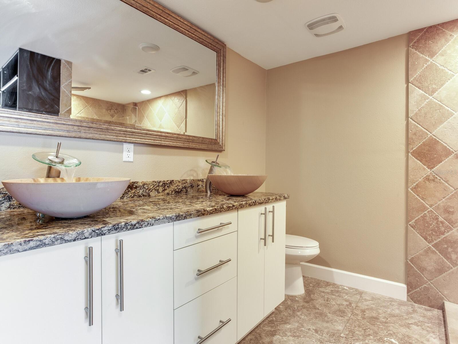 2700 COVE CAY DR #1-2D, CLEARWATER, FL, 33760