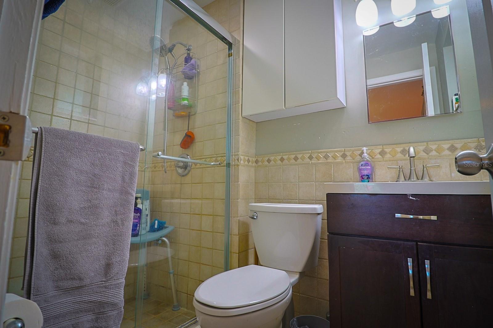 1 COSMOS DR, ORLANDO, FL, 32807