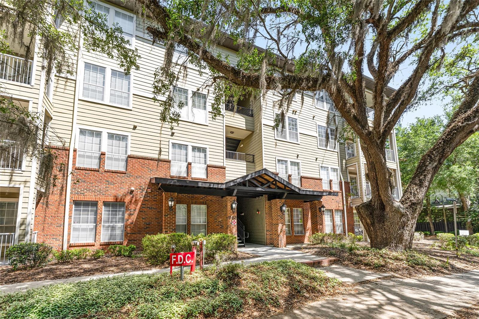 1142 SW 9TH RD #103, GAINESVILLE, FL, 32601