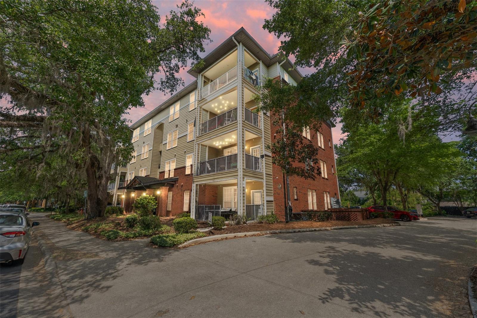 1142 SW 9TH RD #103, GAINESVILLE, FL, 32601