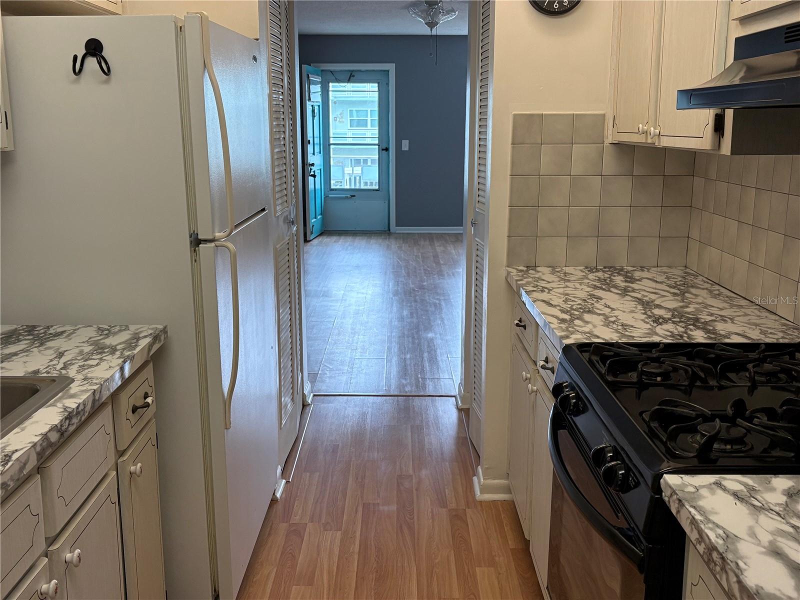 5940 30TH AVE S #206, GULFPORT, FL, 33707