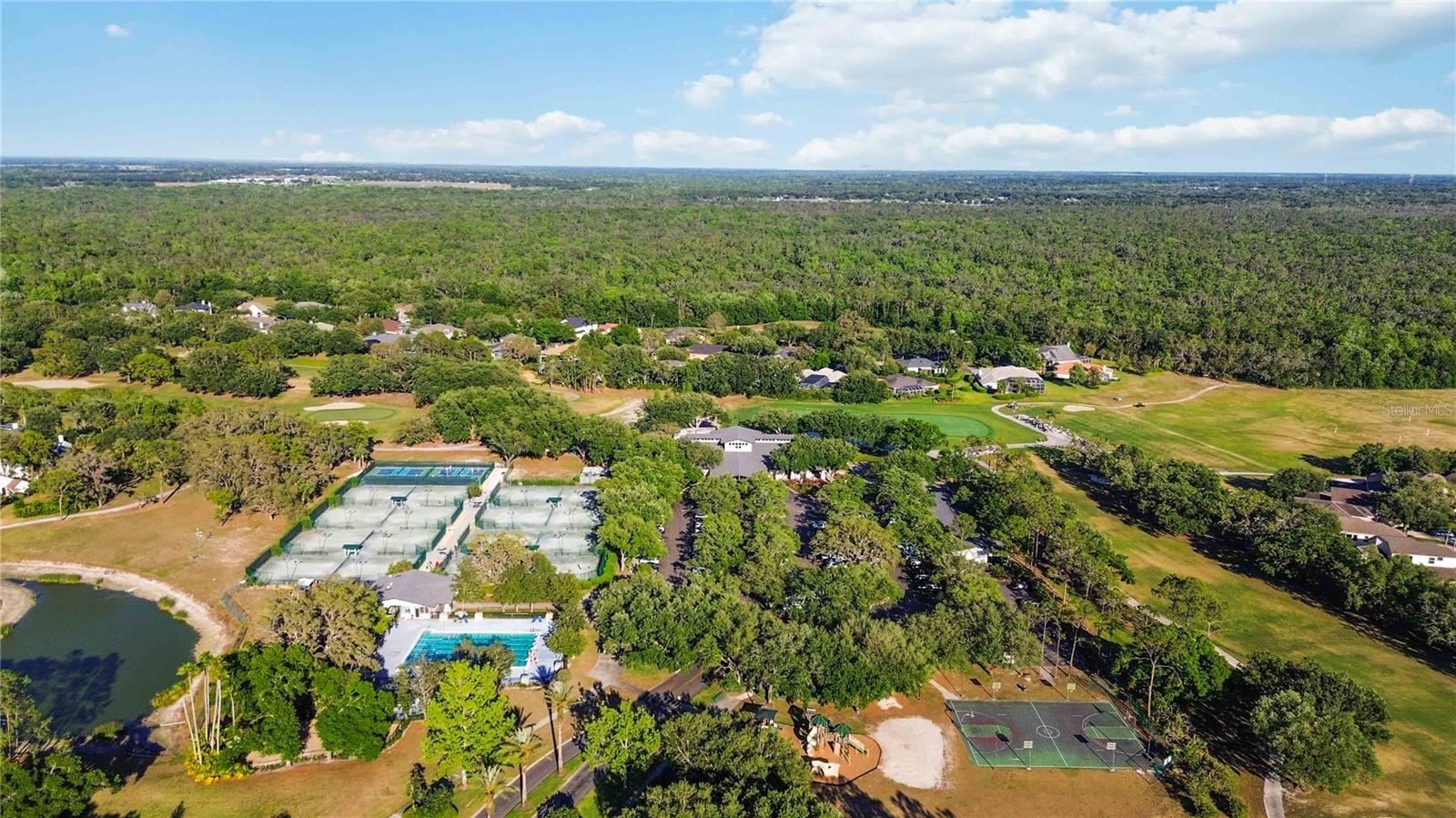 3329 CYPRESS LANDING DR, VALRICO, FL, 33596