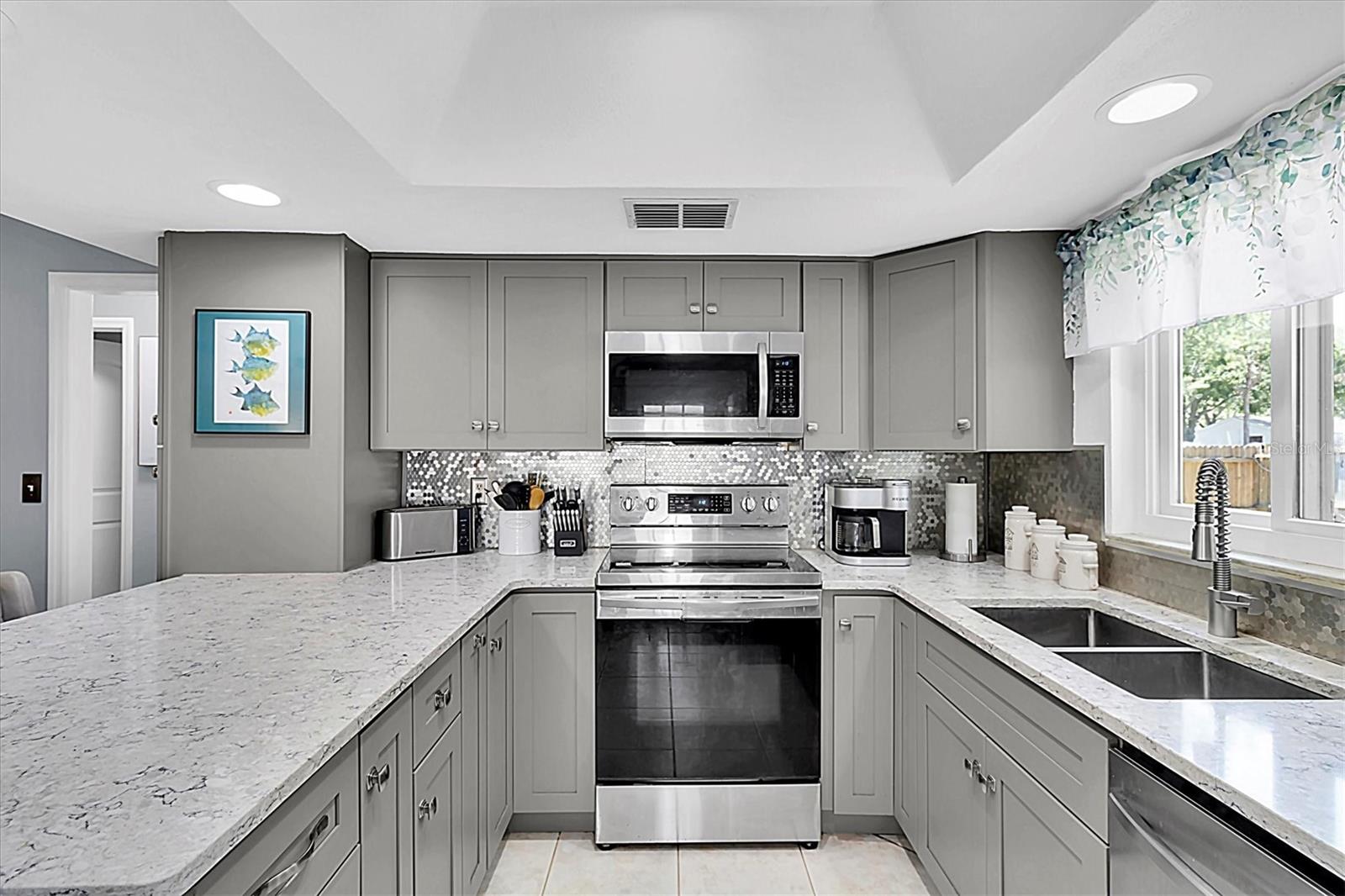 1428 CHESTERFIELD DR, DUNEDIN, FL, 34698