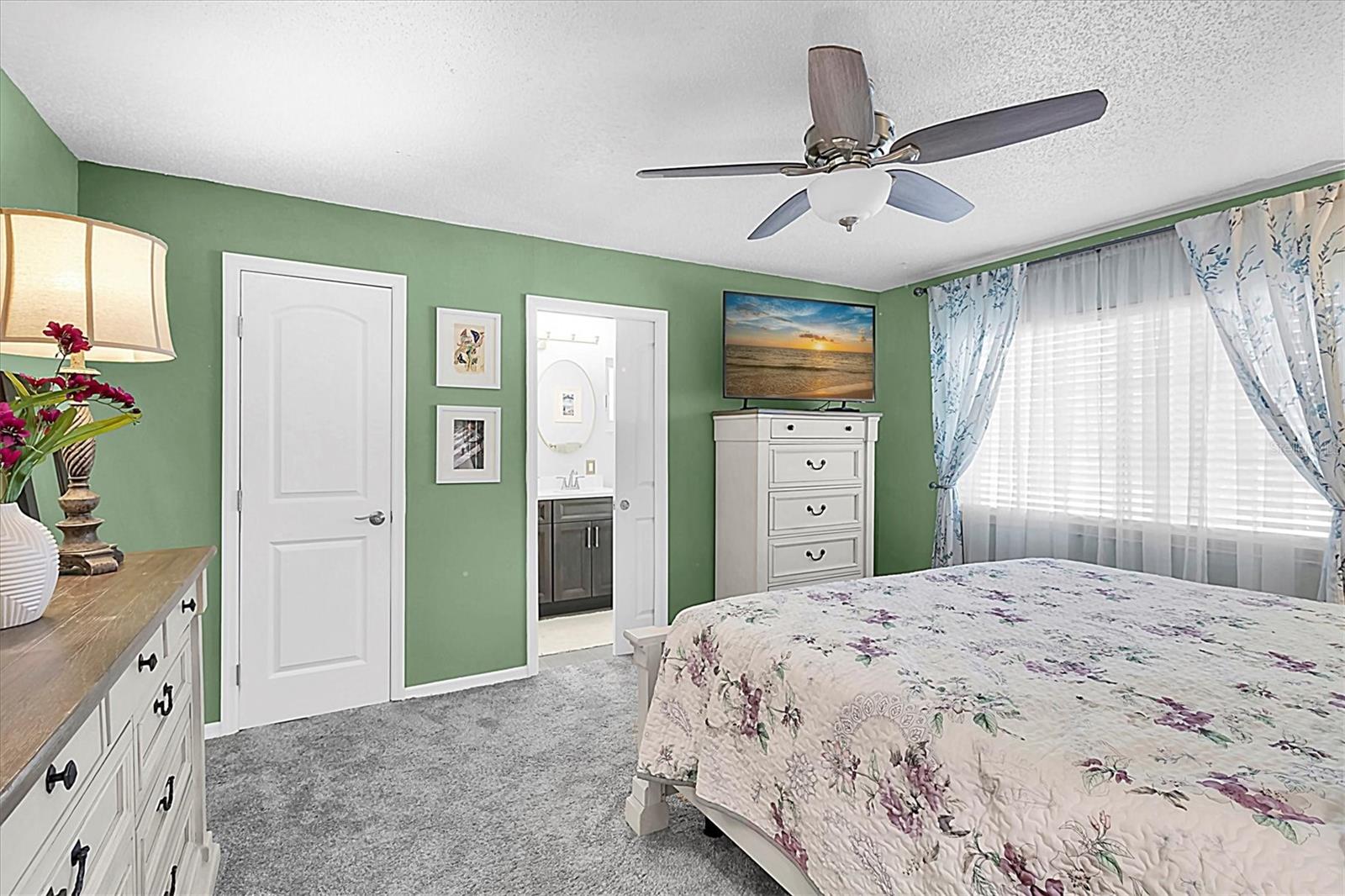 1428 CHESTERFIELD DR, DUNEDIN, FL, 34698