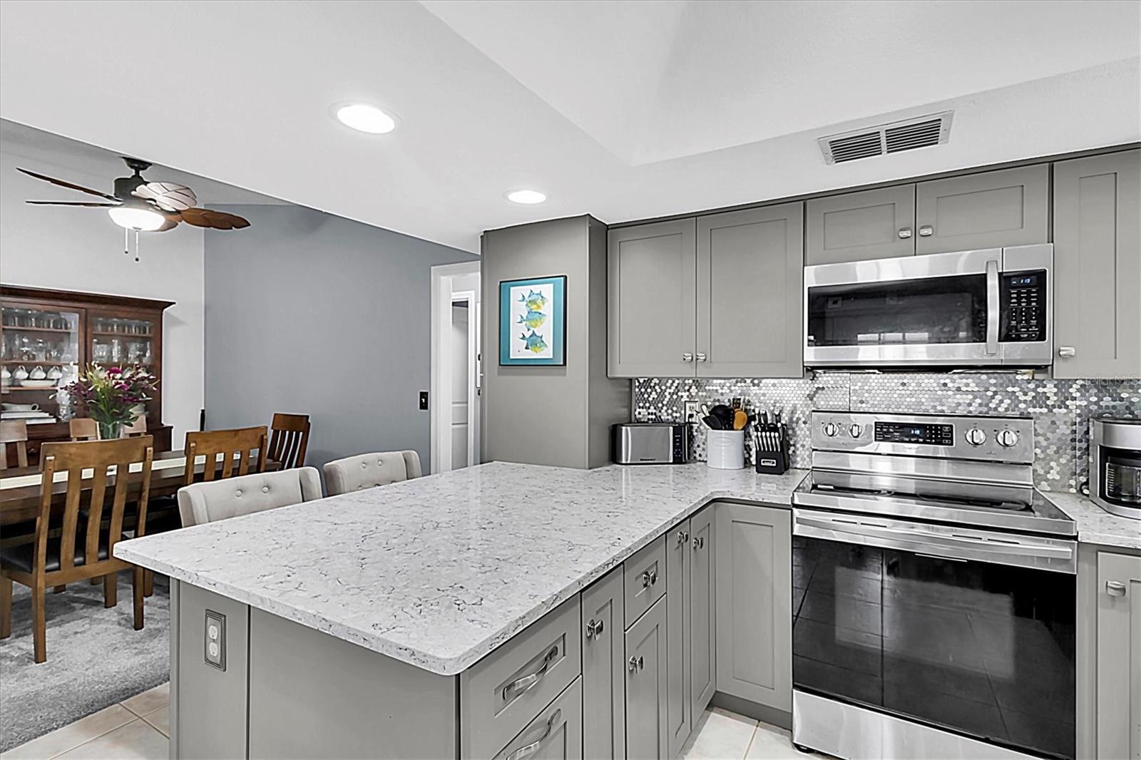 1428 CHESTERFIELD DR, DUNEDIN, FL, 34698
