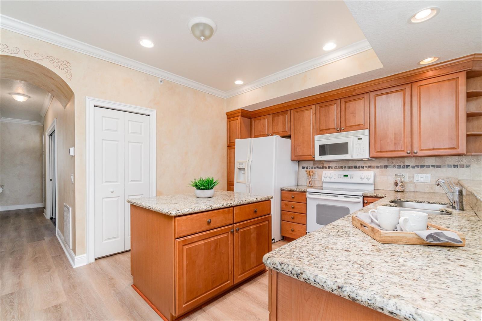 3228 PURPLE MARTIN DR #116, PUNTA GORDA, FL, 33950