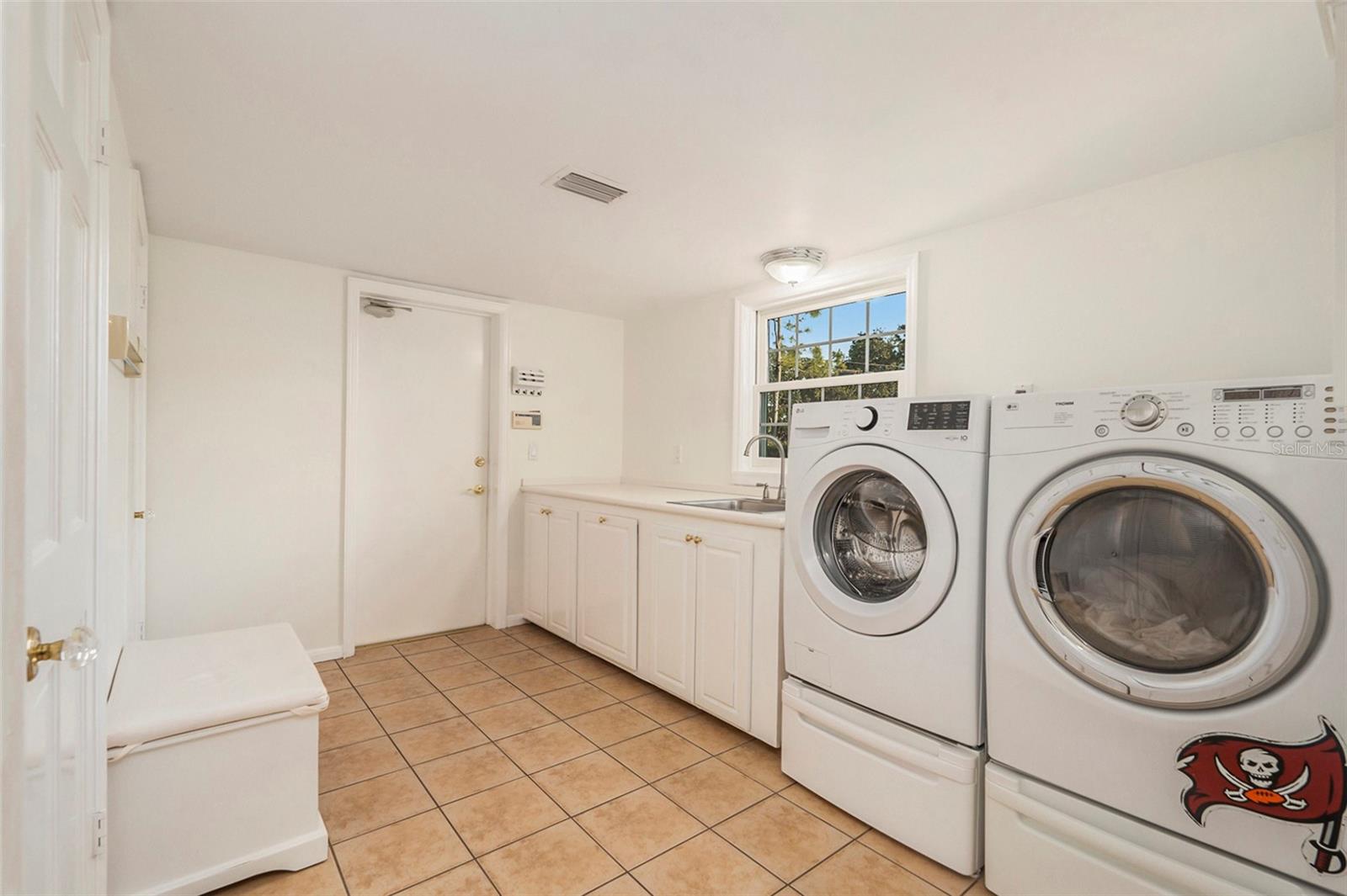 224 HARBOR VIEW LN, LARGO, FL, 33770