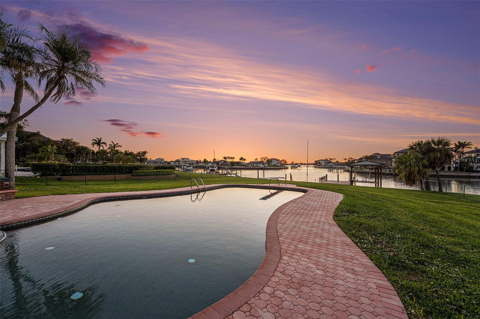 224 HARBOR VIEW LN, LARGO, FL, 33770