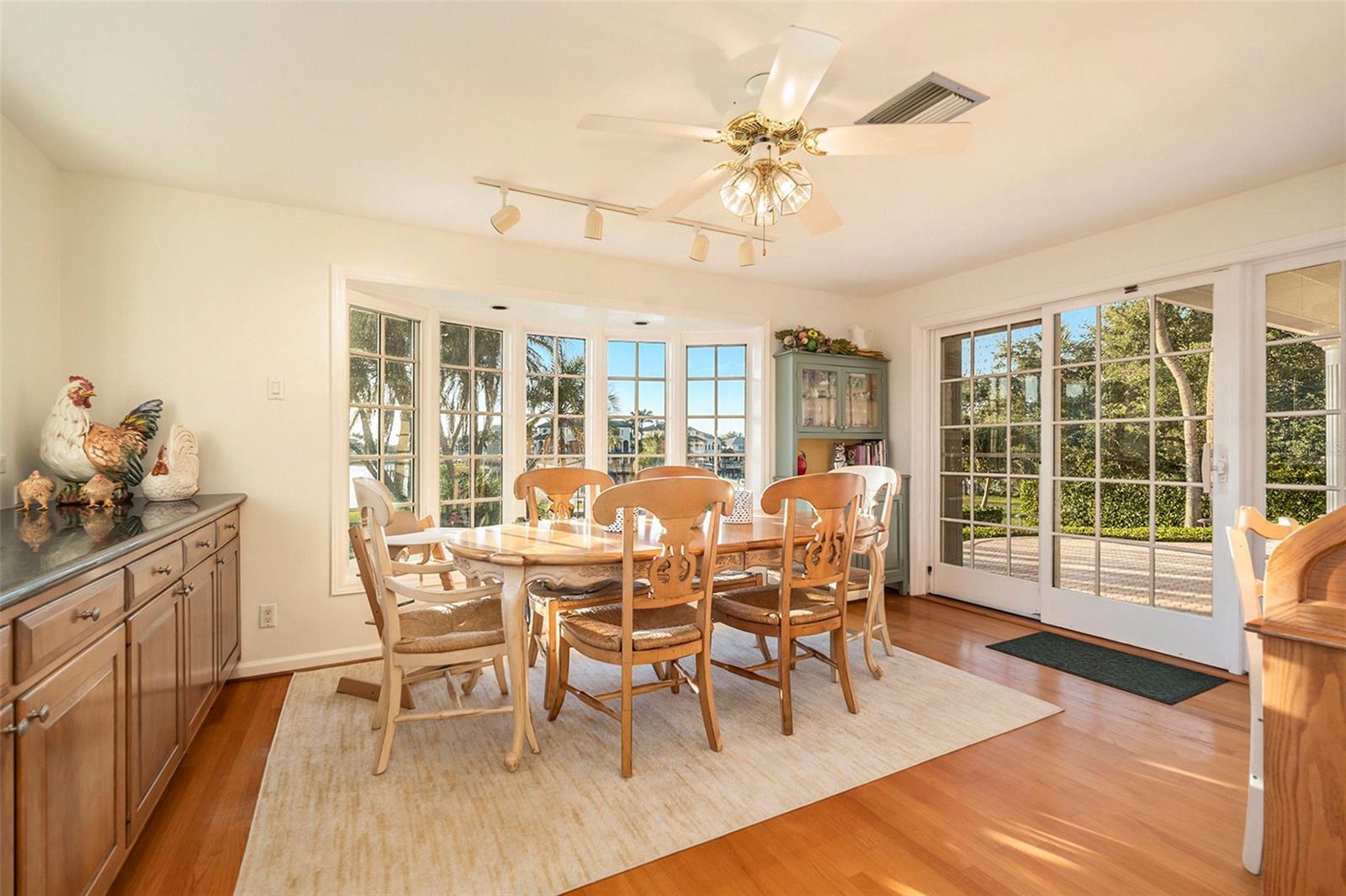 224 HARBOR VIEW LN, LARGO, FL, 33770