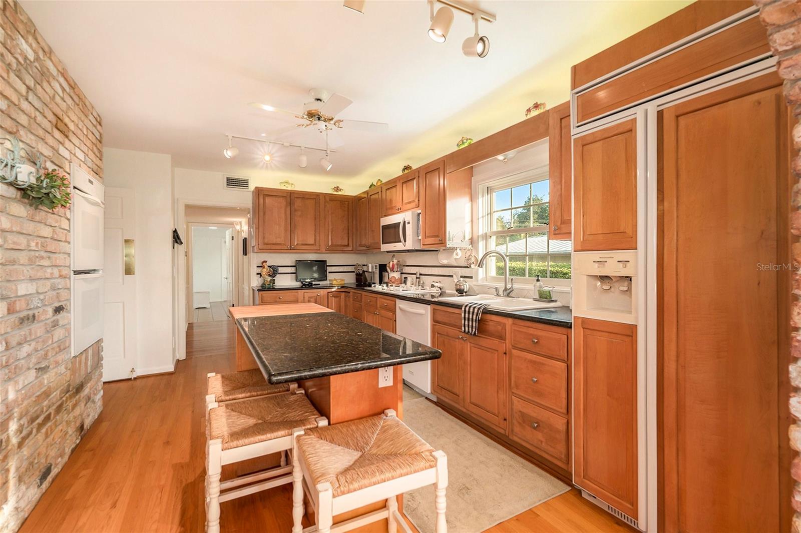 224 HARBOR VIEW LN, LARGO, FL, 33770