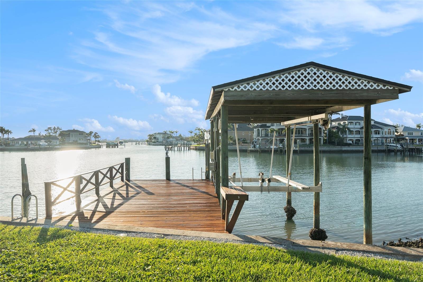 224 HARBOR VIEW LN, LARGO, FL, 33770