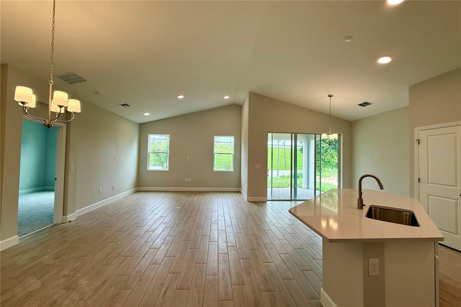 738 POINTE EMERSON BLVD, APOPKA, FL, 32703