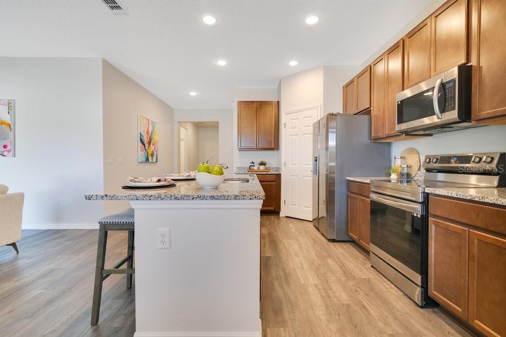 3761 SHOVELER AVE, LEESBURG, FL, 34748