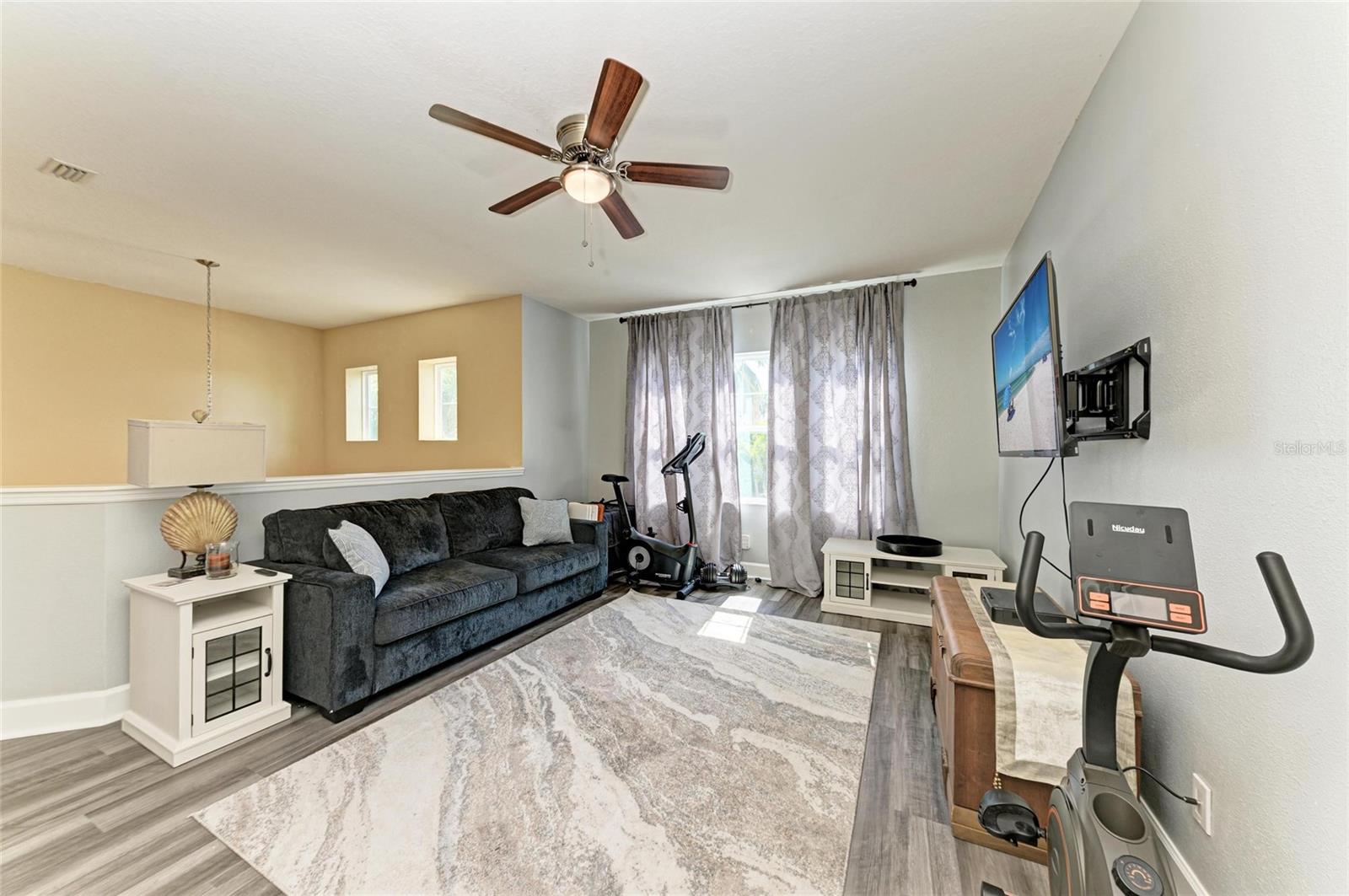 8243 NANDINA DR, SARASOTA, FL, 34240