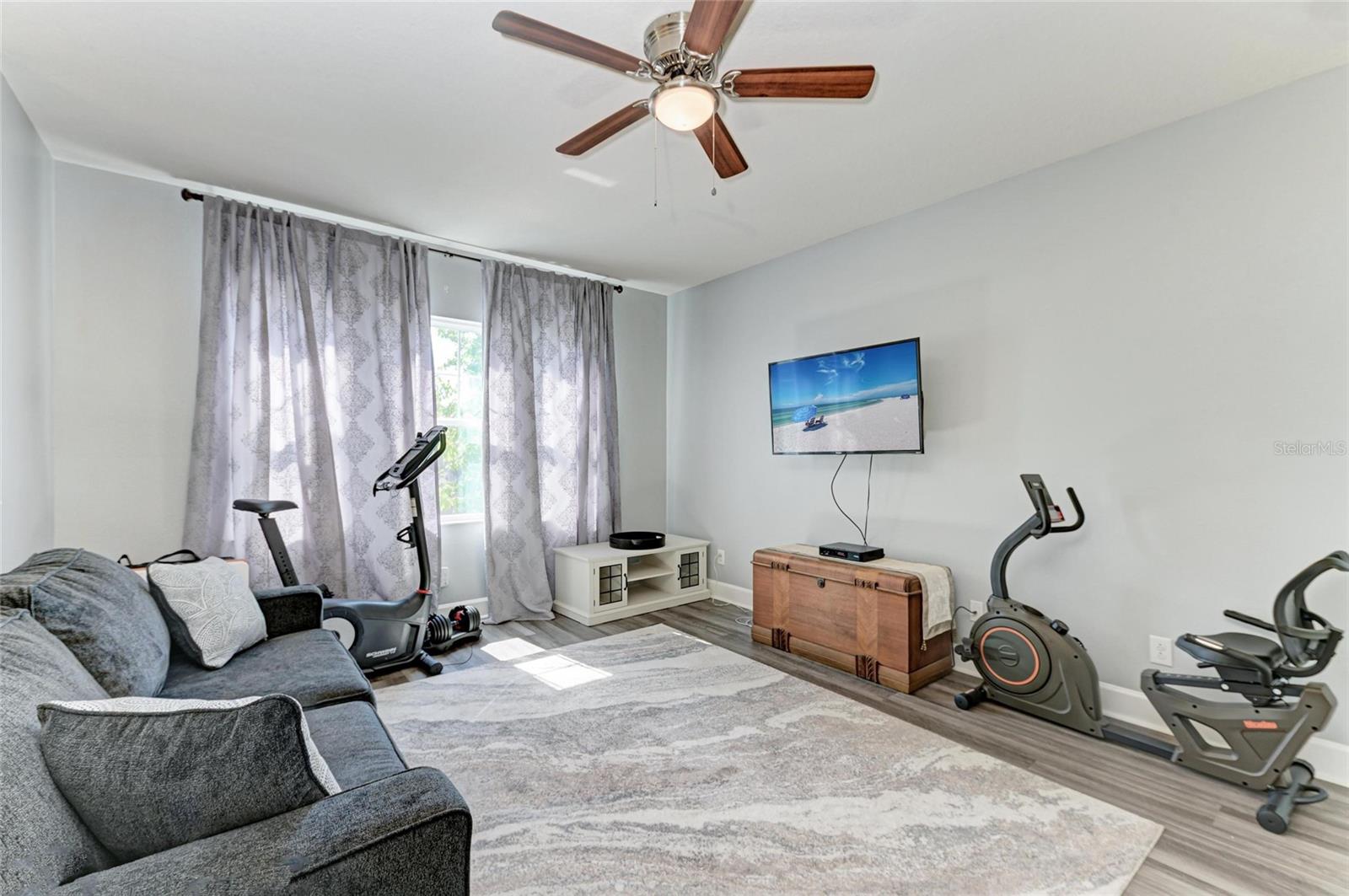 8243 NANDINA DR, SARASOTA, FL, 34240