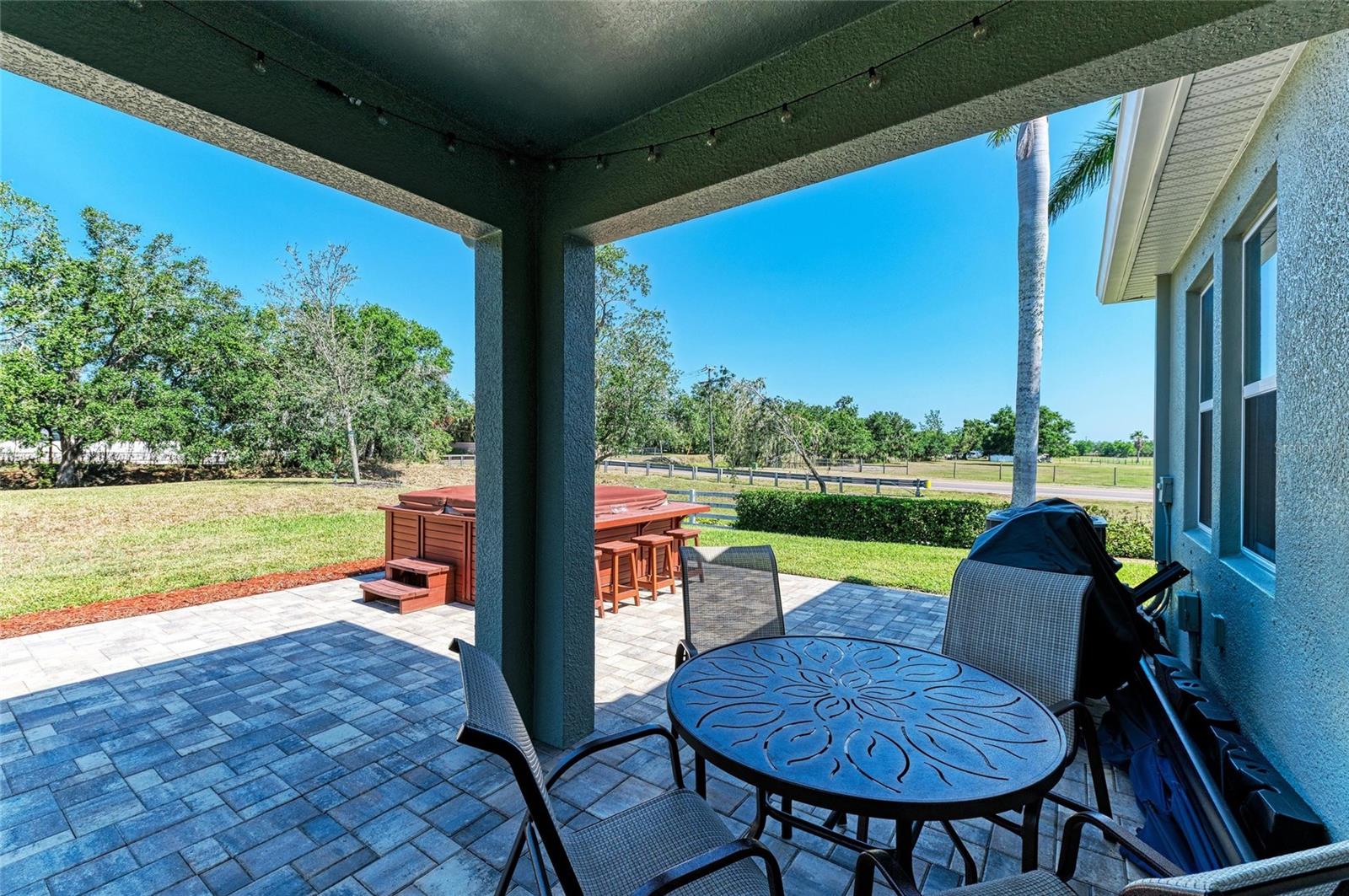 8243 NANDINA DR, SARASOTA, FL, 34240