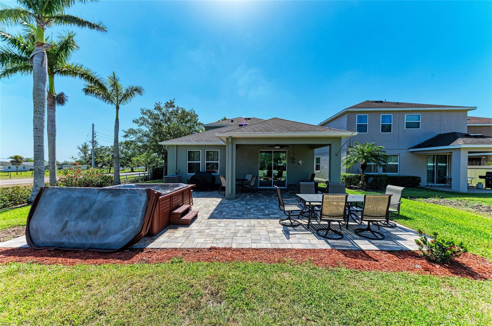 8243 NANDINA DR, SARASOTA, FL, 34240