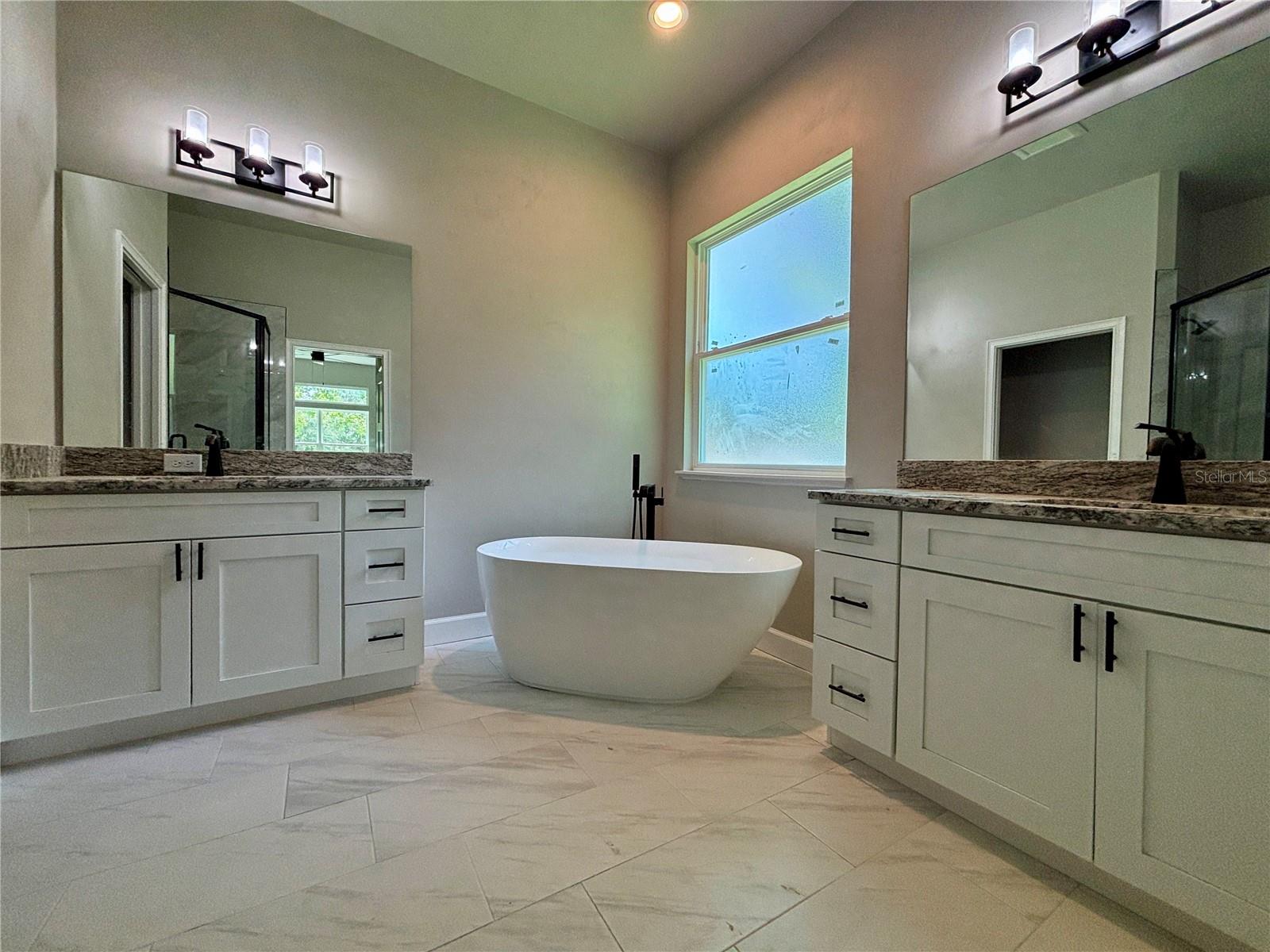 10616 NW 61ST TER, ALACHUA, FL, 32615