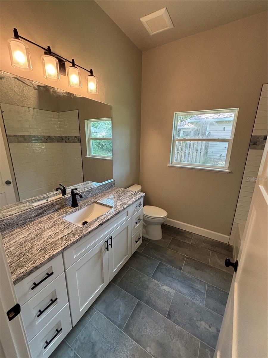 10616 NW 61ST TER, ALACHUA, FL, 32615