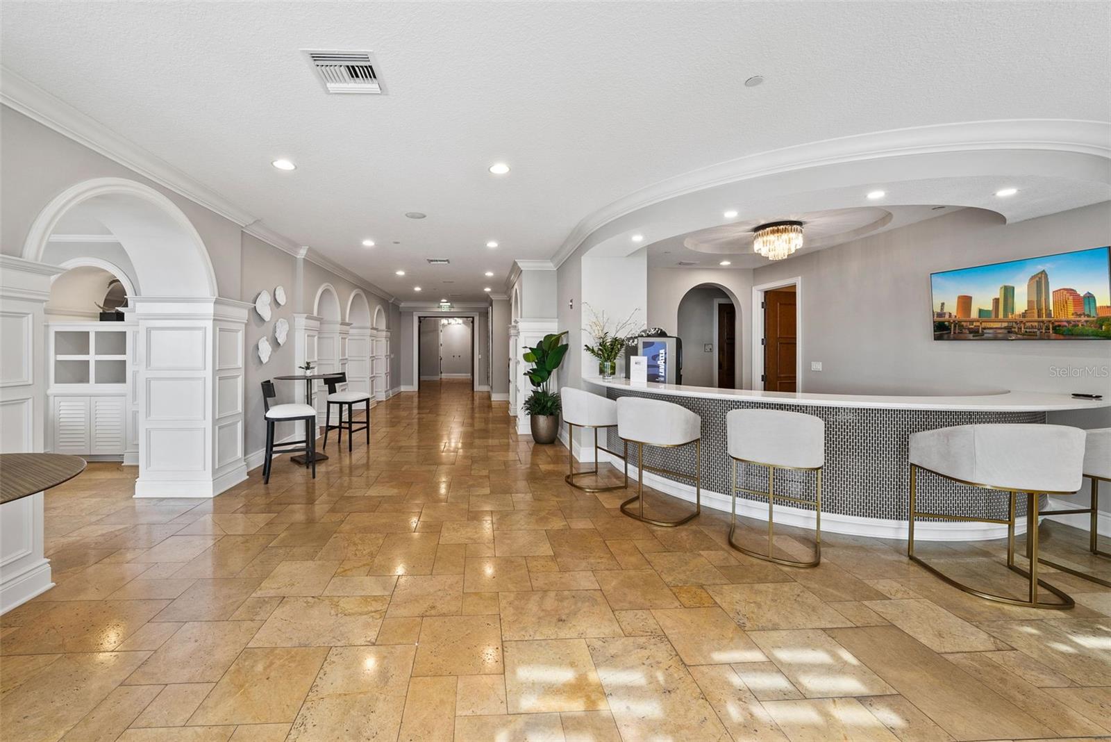 470 MANDALAY AVE #403, CLEARWATER BEACH, FL, 33767