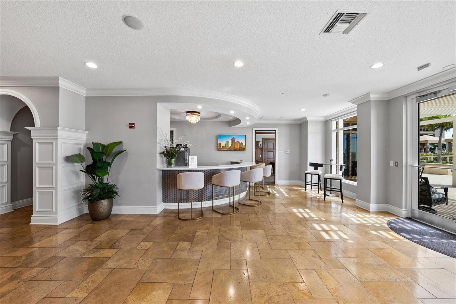 470 MANDALAY AVE #403, CLEARWATER BEACH, FL, 33767