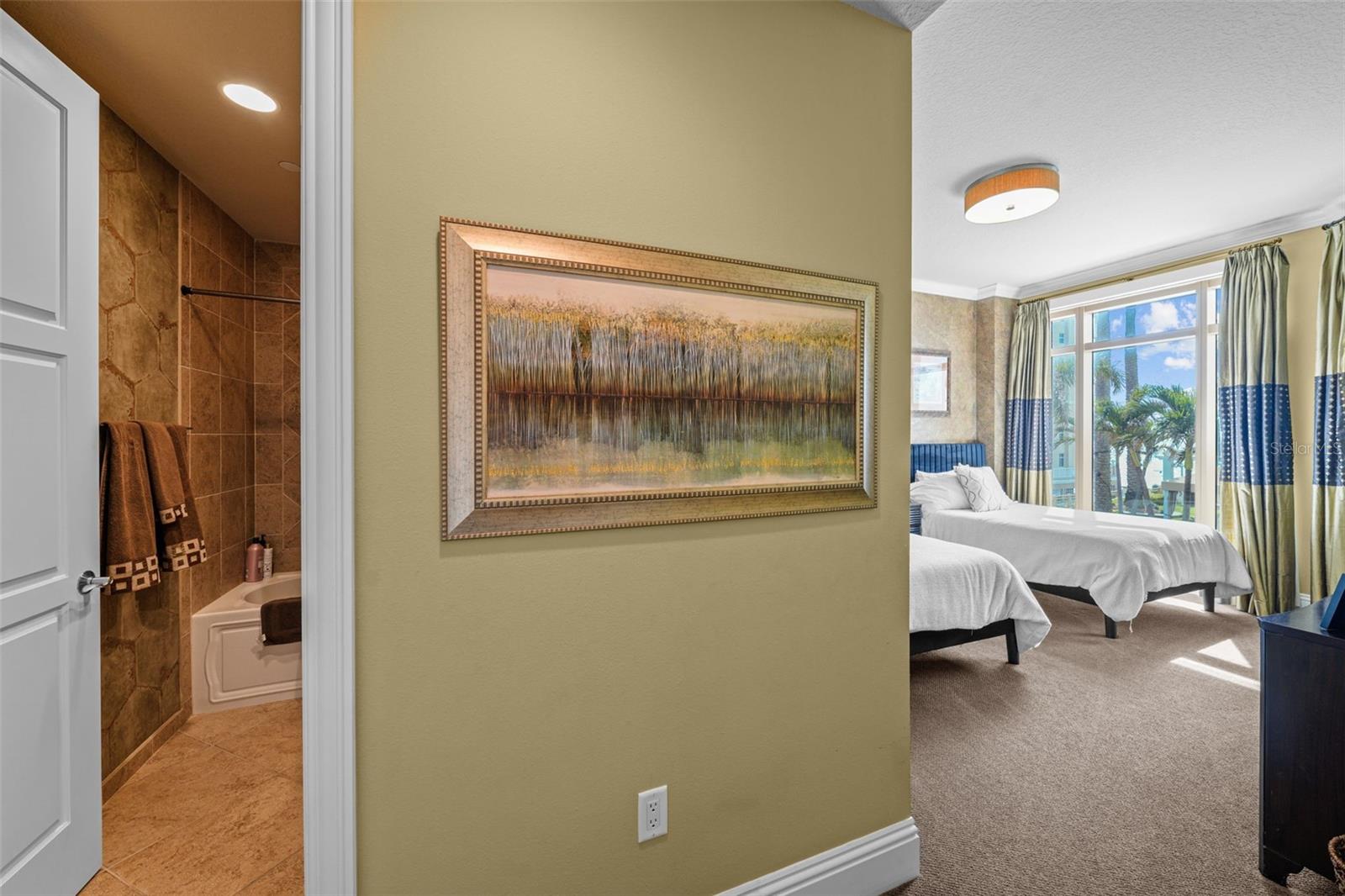 470 MANDALAY AVE #403, CLEARWATER BEACH, FL, 33767