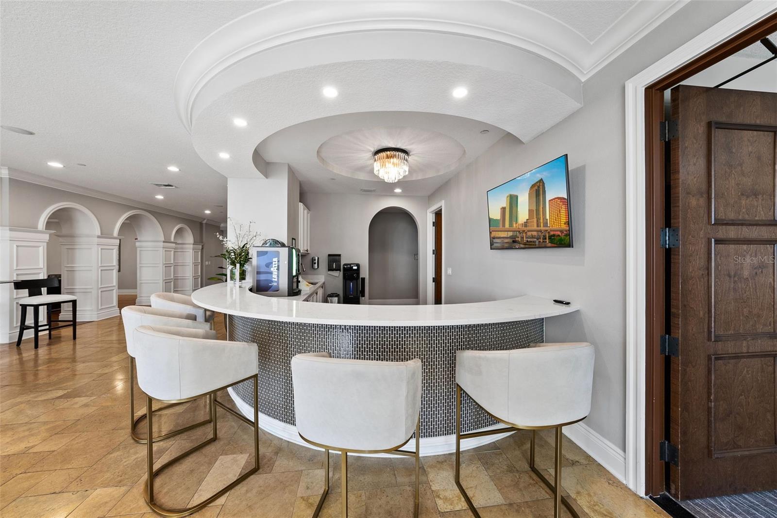 470 MANDALAY AVE #403, CLEARWATER BEACH, FL, 33767