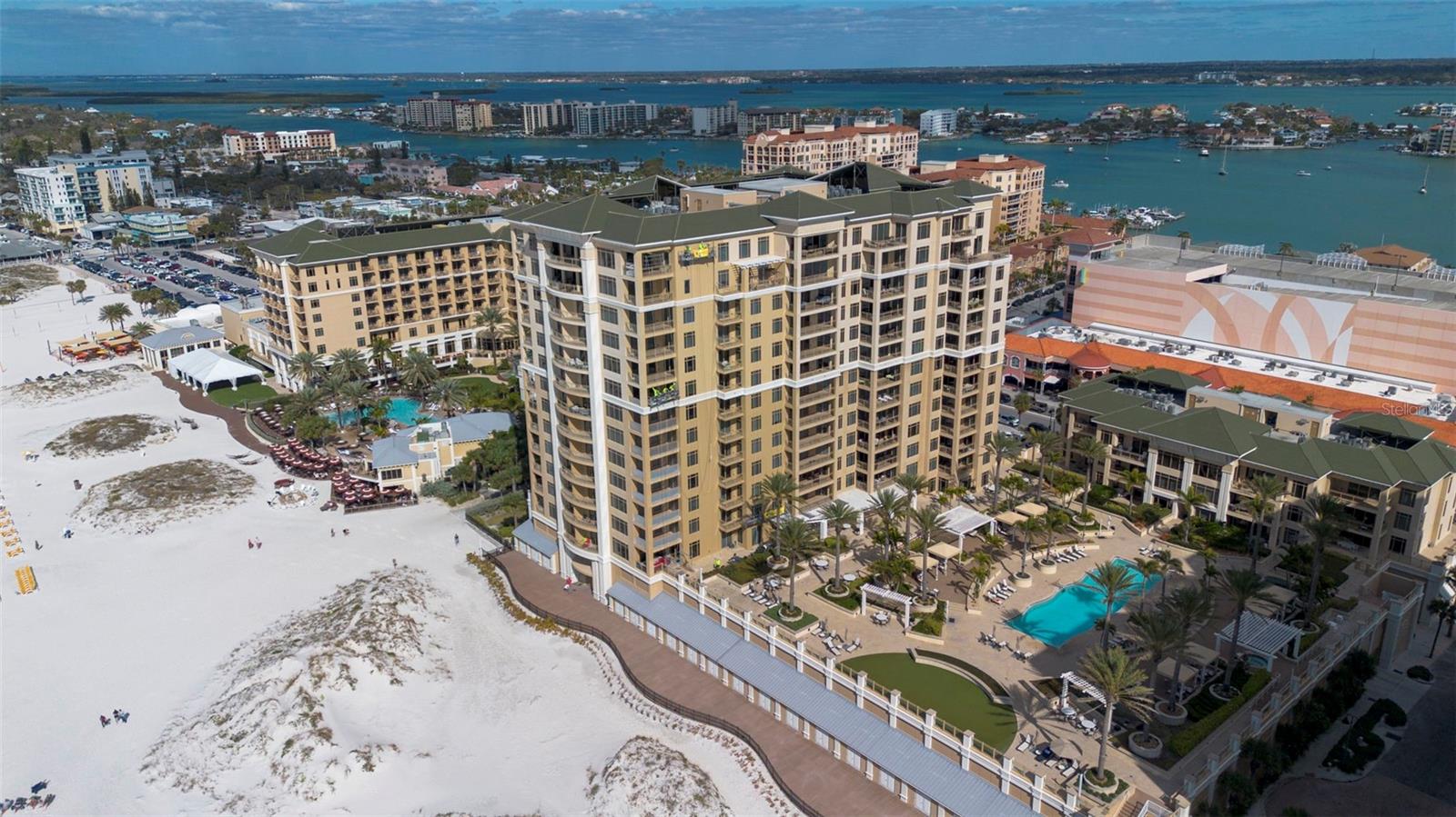 470 MANDALAY AVE #403, CLEARWATER BEACH, FL, 33767