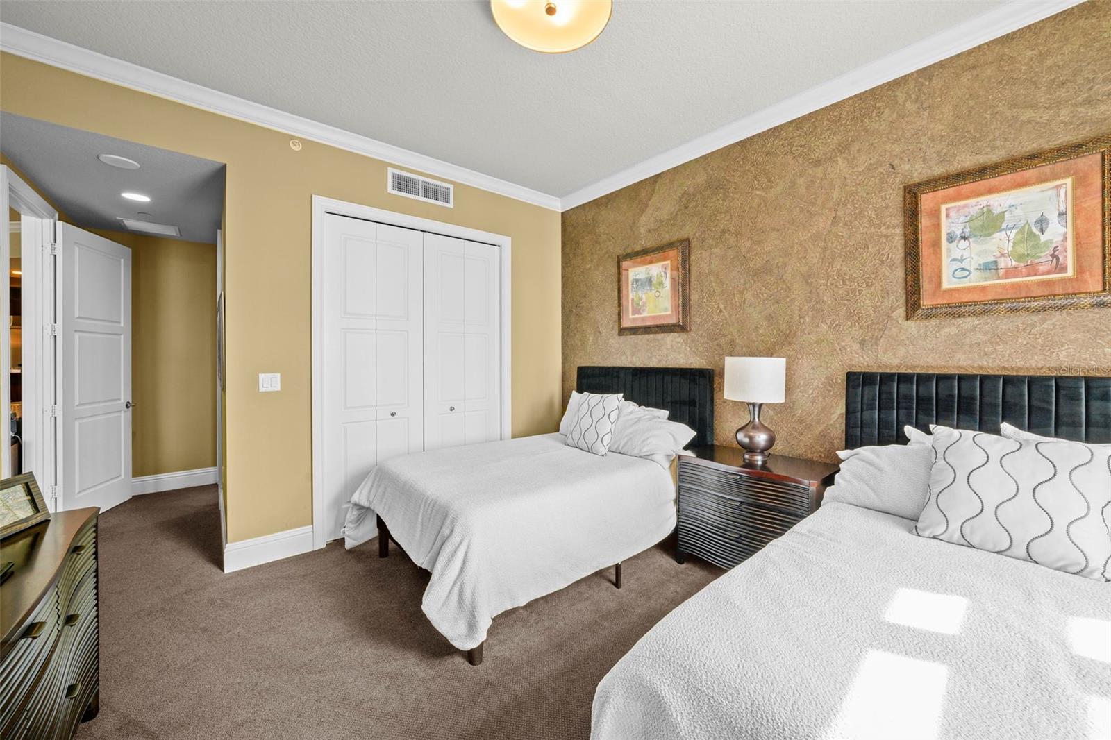 470 MANDALAY AVE #403, CLEARWATER BEACH, FL, 33767