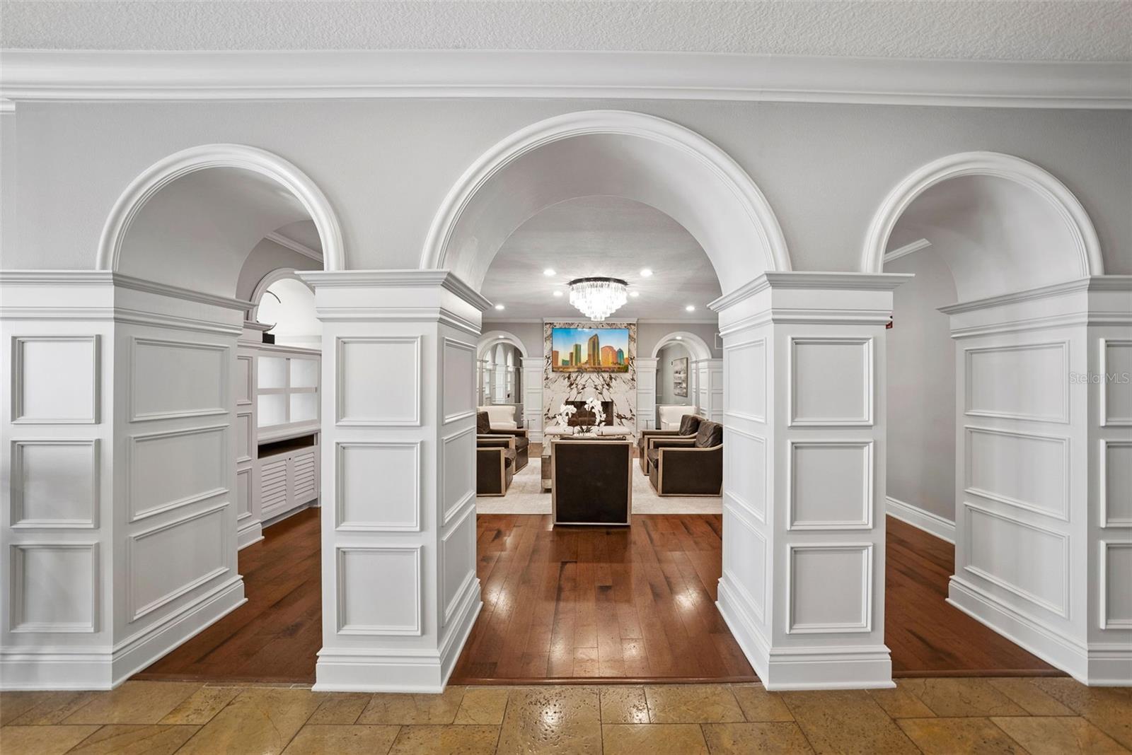 470 MANDALAY AVE #403, CLEARWATER BEACH, FL, 33767