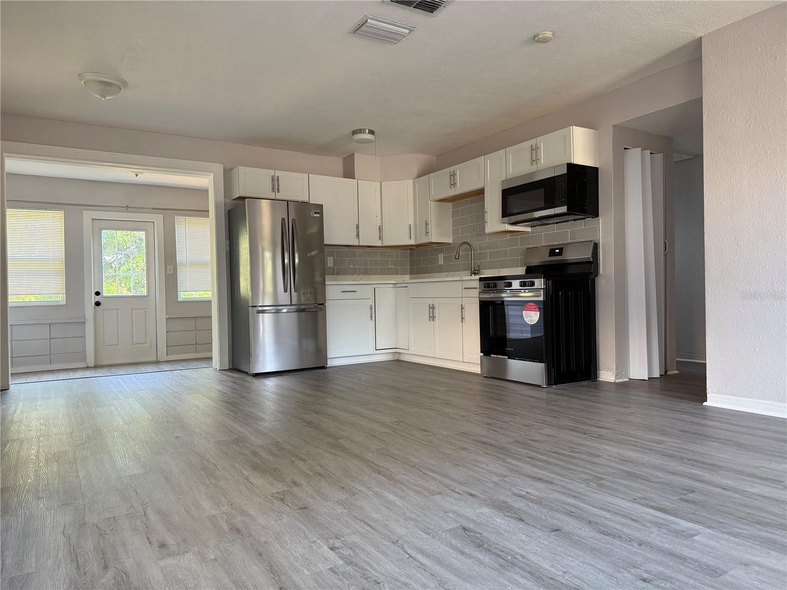 4316 70TH AVE N, PINELLAS PARK, FL, 33781